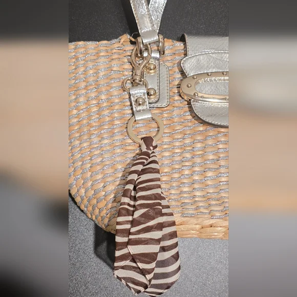 Guess Metallic Straw Tote Bag with Silver Faux Leather Trim & Scarf | Y2K - Picture 3 of 13